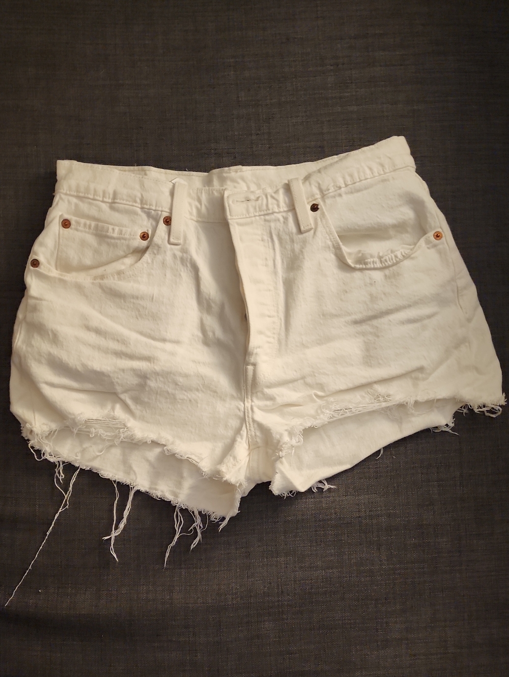 Levi's White Distressed Frayed Hem Denim Shorts
